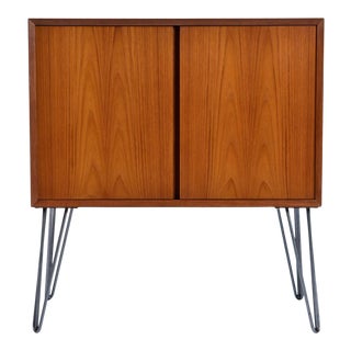 Poul Cadovius Danish Teak Storage Record Cabinet or Dry Bar on Metal Hairpin Legs For Sale