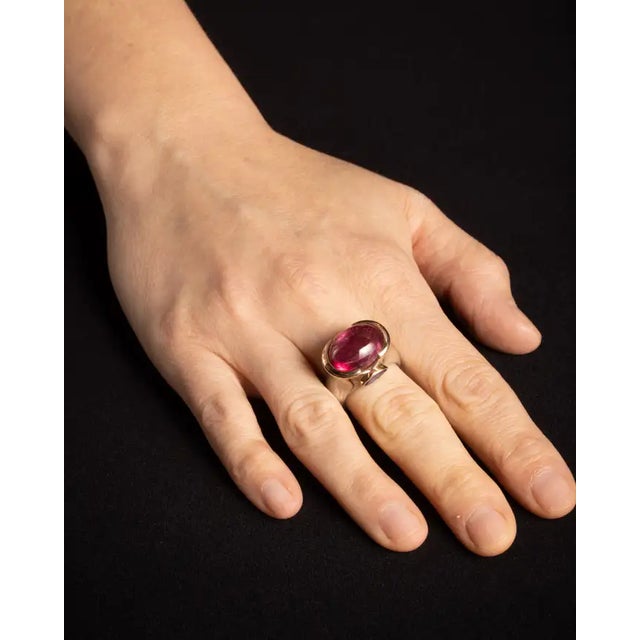 1990s 1990s Large Pink Tourmaline Dome Ring with Tanzanite, Size 7.25 For Sale - Image 5 of 5