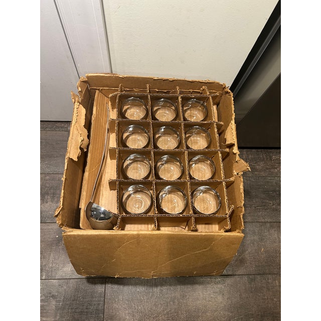 1970s Metalyte Dorothy Thorpe Style Silver Banded Punch Bowl and 12 Cups For Sale - Image 11 of 11