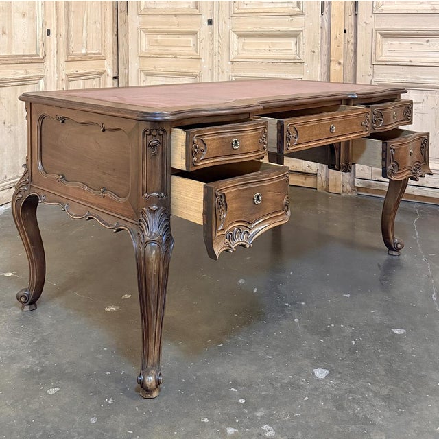 Antique French Louis XV Walnut Double-Faced Desk For Sale In Dallas - Image 6 of 15