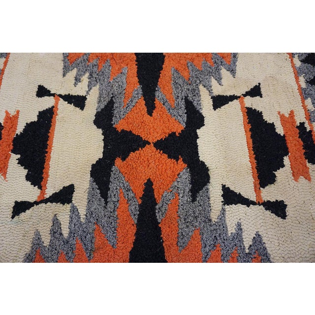 Sublime Tan Beige Color and Harmonic Desing Antique American Hooked Rug For Sale - Image 10 of 10