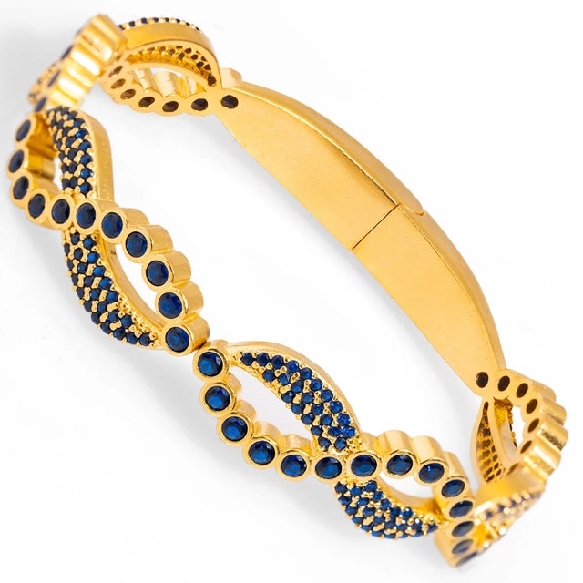 Contemporary Modern Style Sapphire Gemstone & Gold Bangle Bracelet For Sale - Image 3 of 6