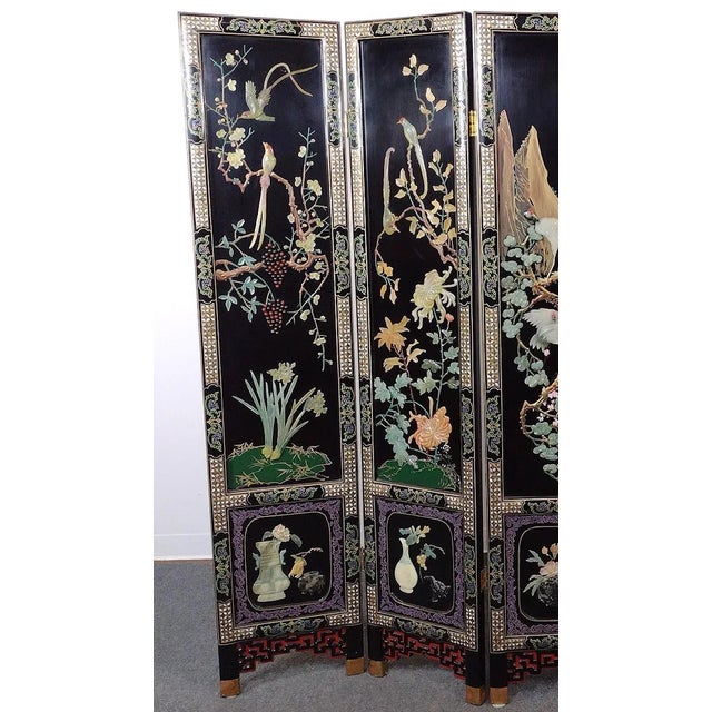 Mid 20th Century Vintage Chinese Five-Panel Black Lacquer Hardstone Inlaid Crane Room Divider Screen For Sale - Image 5 of 8