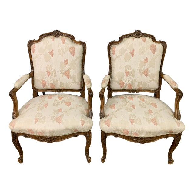 French Carved Walnut Armchairs, 1910, Set of 2 For Sale