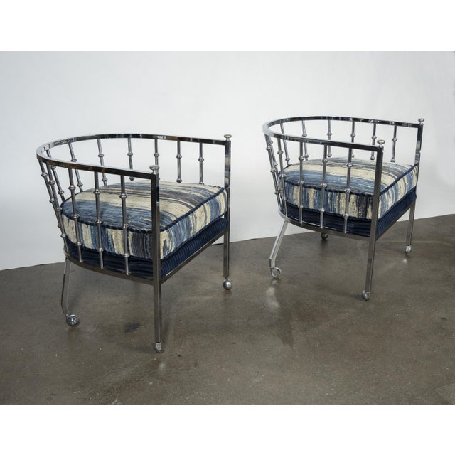 Late 20th Century Pair of Chrome Barrel Lounge Chairs For Sale - Image 13 of 14