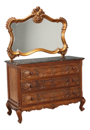 Baroque Style Chest of Drawers in Walnut