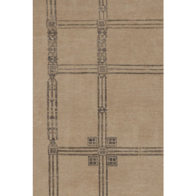 Contemporary Art Deco Style Wool Rug in Beige & Gray by Rug & Kilim, India For Sale In New York - Image 6 of 10