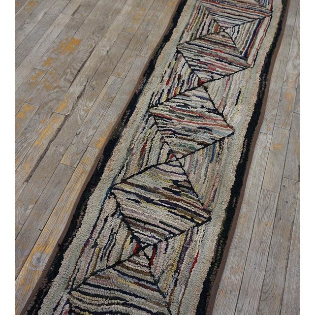 Early 20th Century 1900s Antique American Hooked Rug Runner 1'6'' X 20'2'' Geometric Americana Carpet For Sale - Image 4 of 6