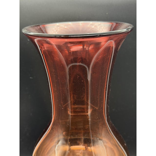 Amberina-Style Blown Glass Vase from the 1960s, 1950s For Sale - Image 4 of 10