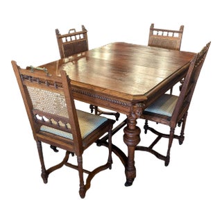Late 19th Century French Oak Hunt Table and 4 Chairs - Set of 5 For Sale