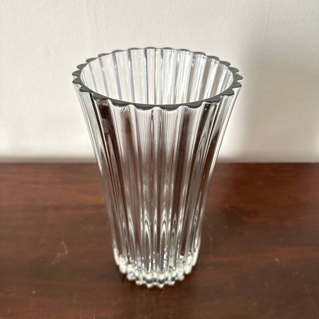 Mid-Century Modern Cristal d'Arques "Athena" Crystal Vase, Vintage by Luminarc For Sale - Image 3 of 7
