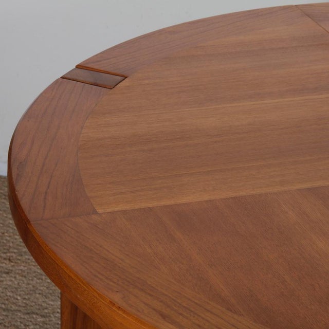 Round Extendable Wooden Dining Table from Monopoly, 1970, in Good conditions. Designed 1970 to 1979