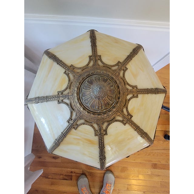 1920s Antique Rainau Tudor Revival Bronze & Slag Glass Table Lamp, C. 1925–1935 For Sale - Image 5 of 9