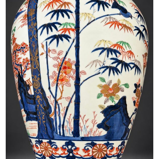 18th Century Japanese Covered Potiche in Arita Porcelain with Imari Decoration, , 1690 For Sale - Image 4 of 13