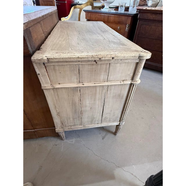 Large 18th Century French Louis XVI Solid Walnut Bleached Chest of Drawer / Commodes For Sale - Image 4 of 12