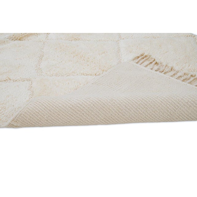 Contemporary Hand-Knotted Wool Rug by Azele Studio For Sale - Image 3 of 12