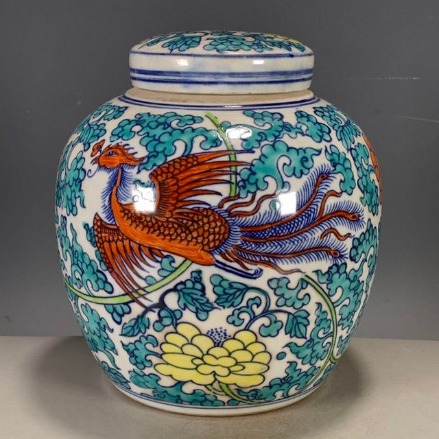 Chinese Wucai Porcelain Phoenix & Floral Covered Jar For Sale - Image 4 of 9