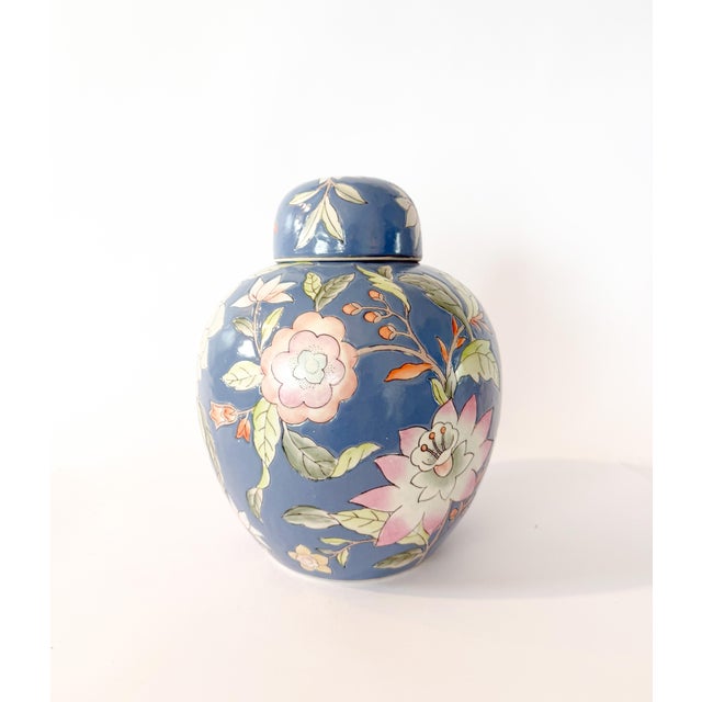 Chinoiserie Vintage Macau Chinoiserie Pink Lotus Botanical Ginger Jar For Sale - Image 3 of 9