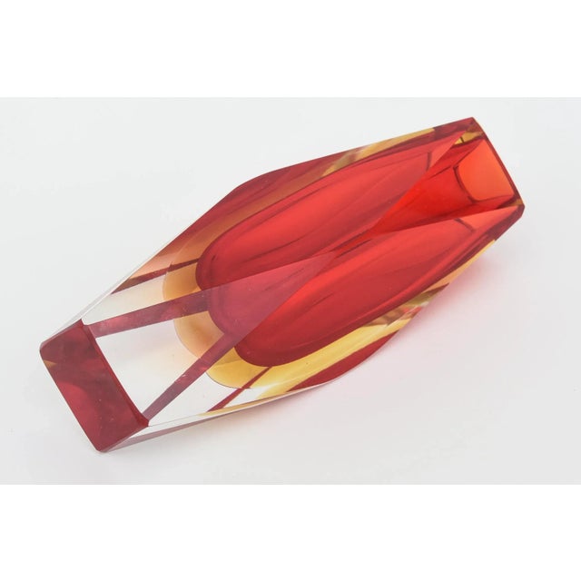 Vintage Murano Alessandro Mandruzzato Faceted Red, Yellow Sommerso Glass Vase For Sale - Image 10 of 12