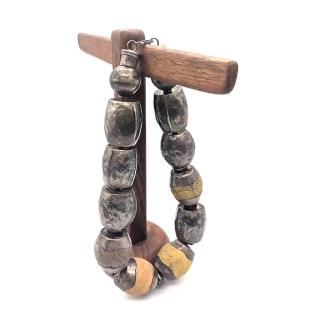 1970s Vintage Silver & Stone Beaded Choker Necklace For Sale - Image 5 of 8