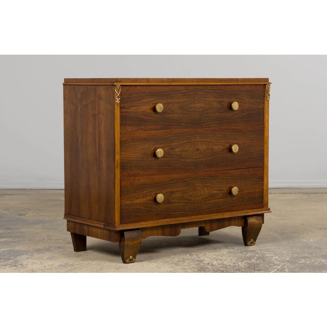 1930s French Art Deco Walnut Chest of Drawers For Sale In New York - Image 6 of 18