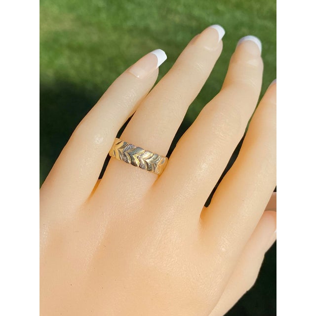 Contemporary The Rokeby: Ladies 14K Yellow Gold Chevron Band For Sale - Image 3 of 5