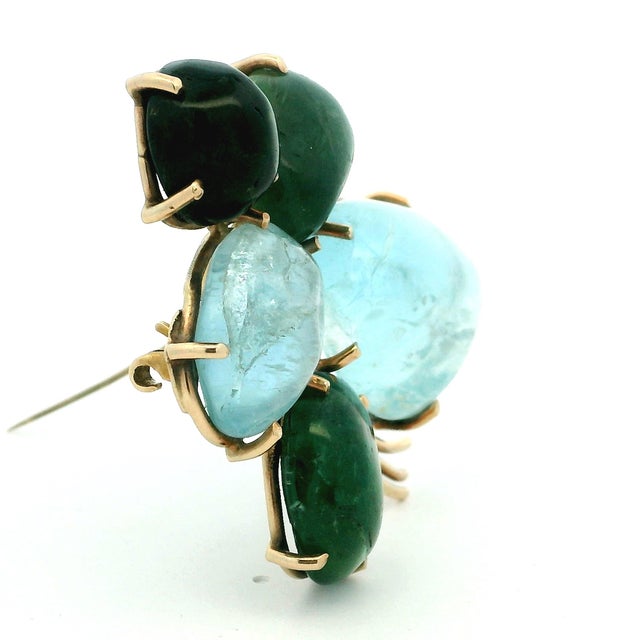 Italian Mid-Century Aquamarine & Green Tourmaline Floral Brooch in 14k Gold For Sale - Image 4 of 17