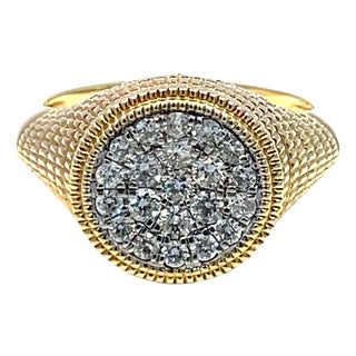 18k Yellow Gold Diamond Cluster Ring, Size 6.75 For Sale