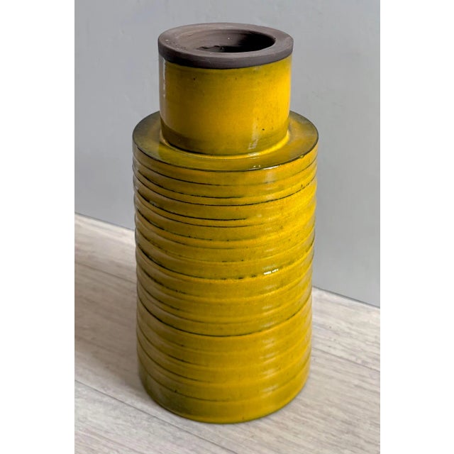 Circa 2018 Elisa De Marchi and Roberto Casagrande Picta Contemporary Italian Yellow Glazed Ceramic Vase For Sale - Image 11 of 14