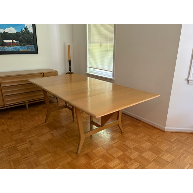 Camel 1950s Mid Century Modern Heywood-Wakefield Drop Leaf Table With 2 Leaves, 5 Chairs For Sale - Image 8 of 16