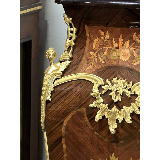 French French Louis XV Bombe Chest With Marble Top, Three Drawers & Gilded Bronze Ormolu Mounts For Sale - Image 3 of 5