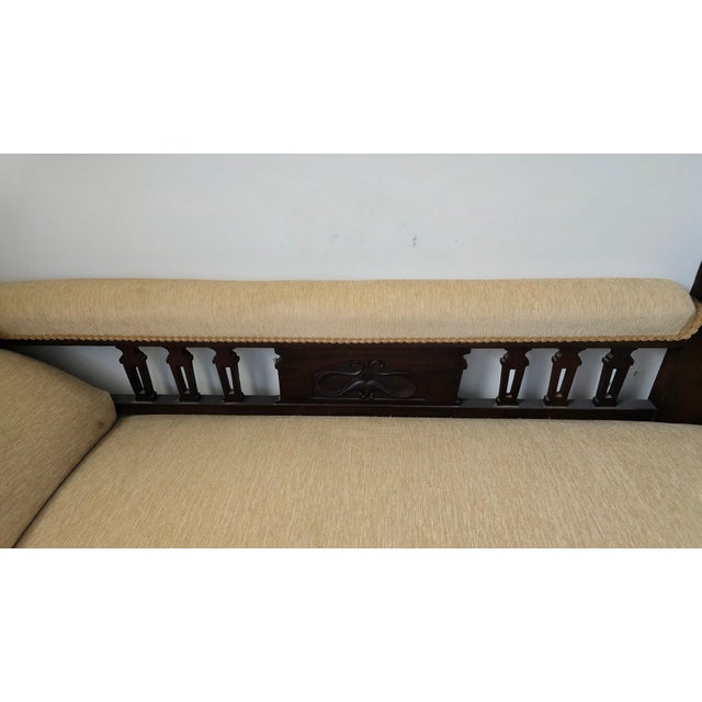 Late 19th Century Victorian Mahogany Bridgerton Vibe Fainting Couch Chaise Lounge For Sale - Image 4 of 7