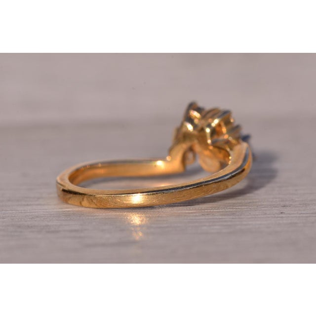 Metal The Sunshine: Vintage Natural Diamond Engagement Ring in Yellow Gold For Sale - Image 7 of 11