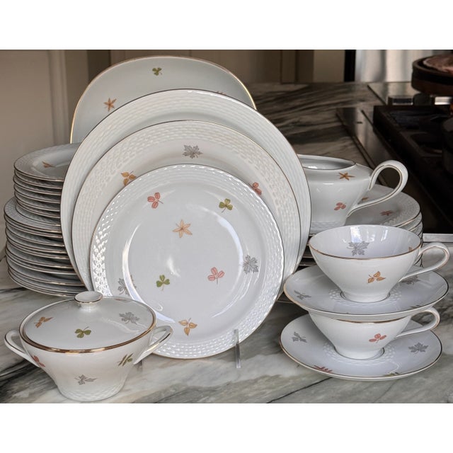Mid-Century Johann Haviland Rosenthal Bavaria Autumn Leaves Pattern by Raymond Loewy - 33 Pieces For Sale In Seattle - Image 6 of 18
