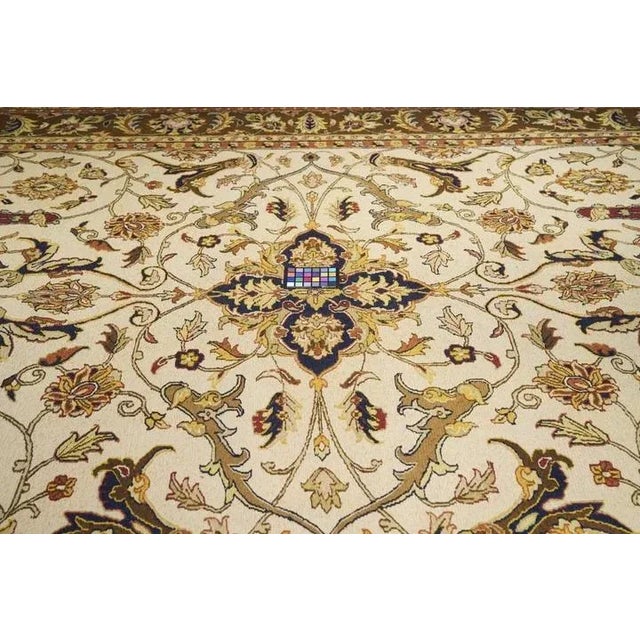 Sumak Rug 10' X 14' For Sale - Image 4 of 12