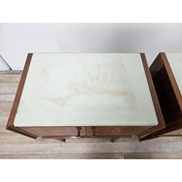 Vintage Walnut Clad Nightstands with Glass Tops, 1960s, Set of 2 For Sale - Image 6 of 18