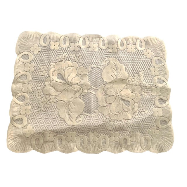 Victorian 16.5" X 12" Vintage Set of 4 Lace Placemats Floral Victorian Edwardian Traditional Farmhouse English Cottage For Sale - Image 3 of 8