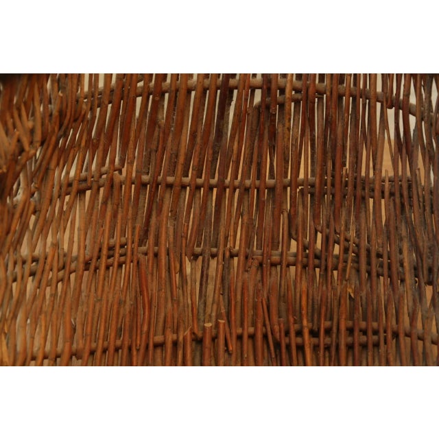 Early 20th Century Early 20's Century French Antique Buttocks Harvest Gathering Wicker Basket With Grape Vine Handle For Sale - Image 5 of 7