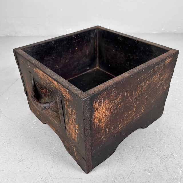 Japanese Itomasu Wooden Measuring Container For Sale - Image 5 of 17
