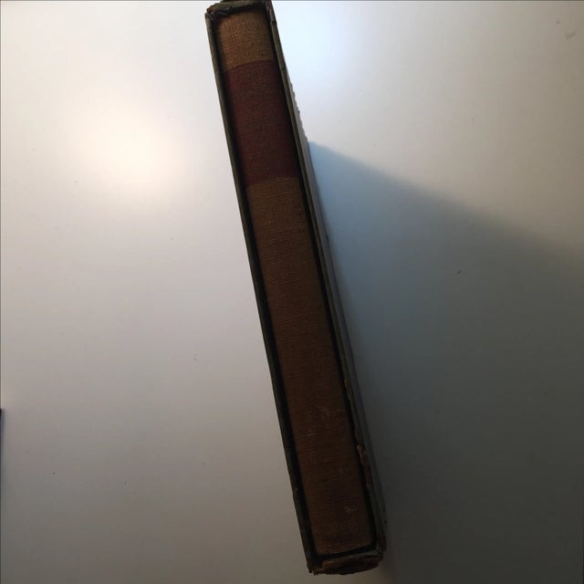 Traditional 1939 Edition of 'The Vicar of Wakefield' by Oliver Goldsmith For Sale - Image 3 of 11