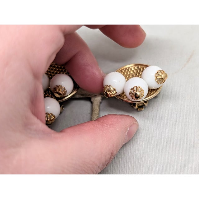 Vintage 1950s Signed Hattie Carnegie Goldtone White Resin Drop Clip Earrings-2 Pieces For Sale In Philadelphia - Image 6 of 9