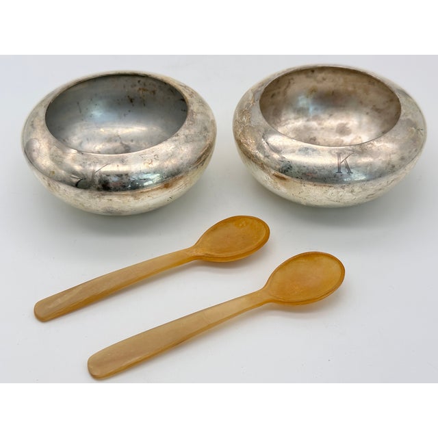 Silver-Plated Sugar Bowls With Carved Horn Spoons Engraved "K"- Pair For Sale - Image 9 of 9