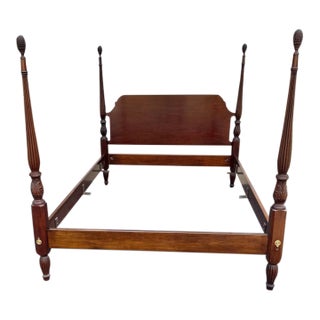 Councill Craftsmen Chippendale Style Mahogany Queen Size Pineapple 4 Poster Bed For Sale