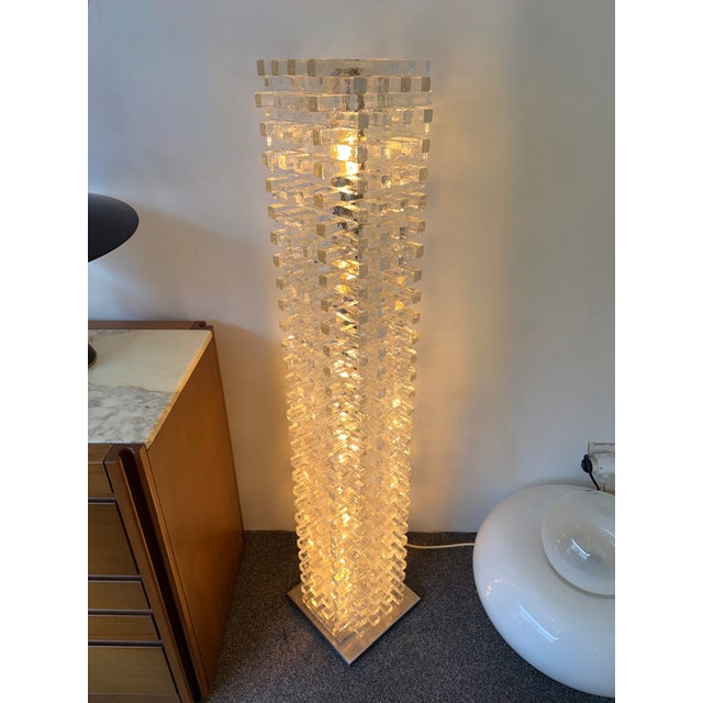 Transparent Mid-Century Modern Glass Tower Floor Lamp by Poliarte, Italy, 1970s For Sale - Image 8 of 12