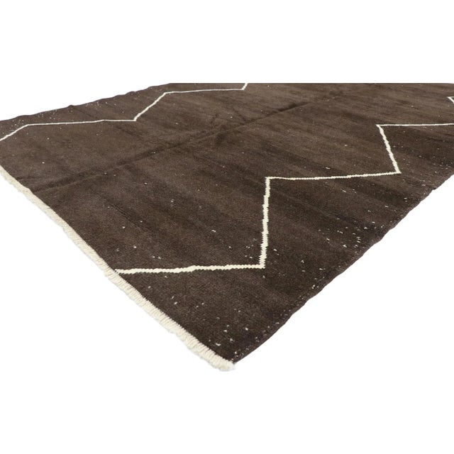 Vintage Turkish Moroccan Rug with Mid-Century Modern Style 05'06 x 07'10. This hand-knotted wool vintage Turkish Moroccan...