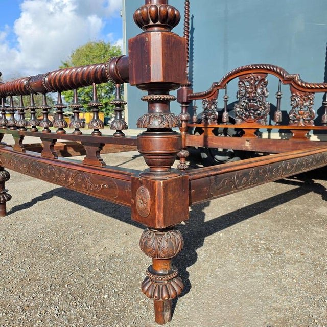 Wonderful early 20th C Anglo-Indian Colonial four poster bed. Really good colour and nicely carved. 1920 Mattress area...