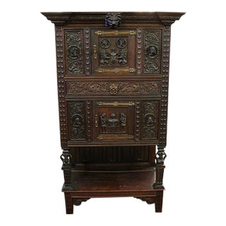 ​19th Century Oak French Brittany Cupboard Cabinet For Sale