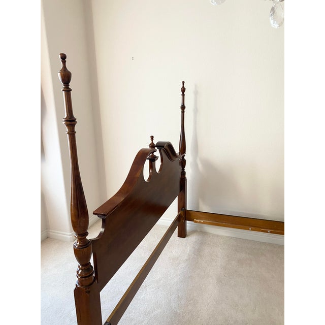 Traditional Cherry Pediment Low Poster Ethan Allen Style Queen Bed Vintage Excellent Condition For Sale - Image 3 of 9