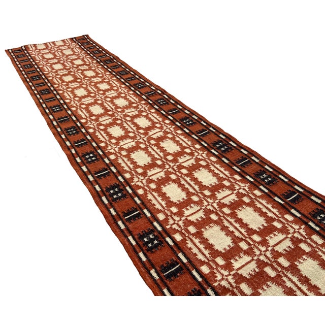 Handmade New Zealand Wool Dhurrie Runner, Terracotta, Cream and Brown Geometric Dhurrie Runner - 2.5'x21.5' For Sale - Image 14 of 14