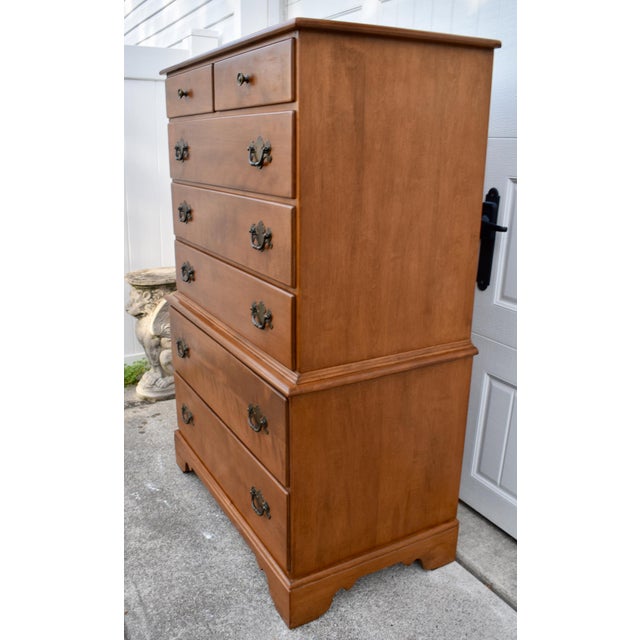 Vintage Ethan Allen Heirloom Nutmeg Maple 7 Drawer Chest on Chest Tall Dresser For Sale - Image 13 of 17